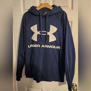 UNDER Armour hoodie Size XL